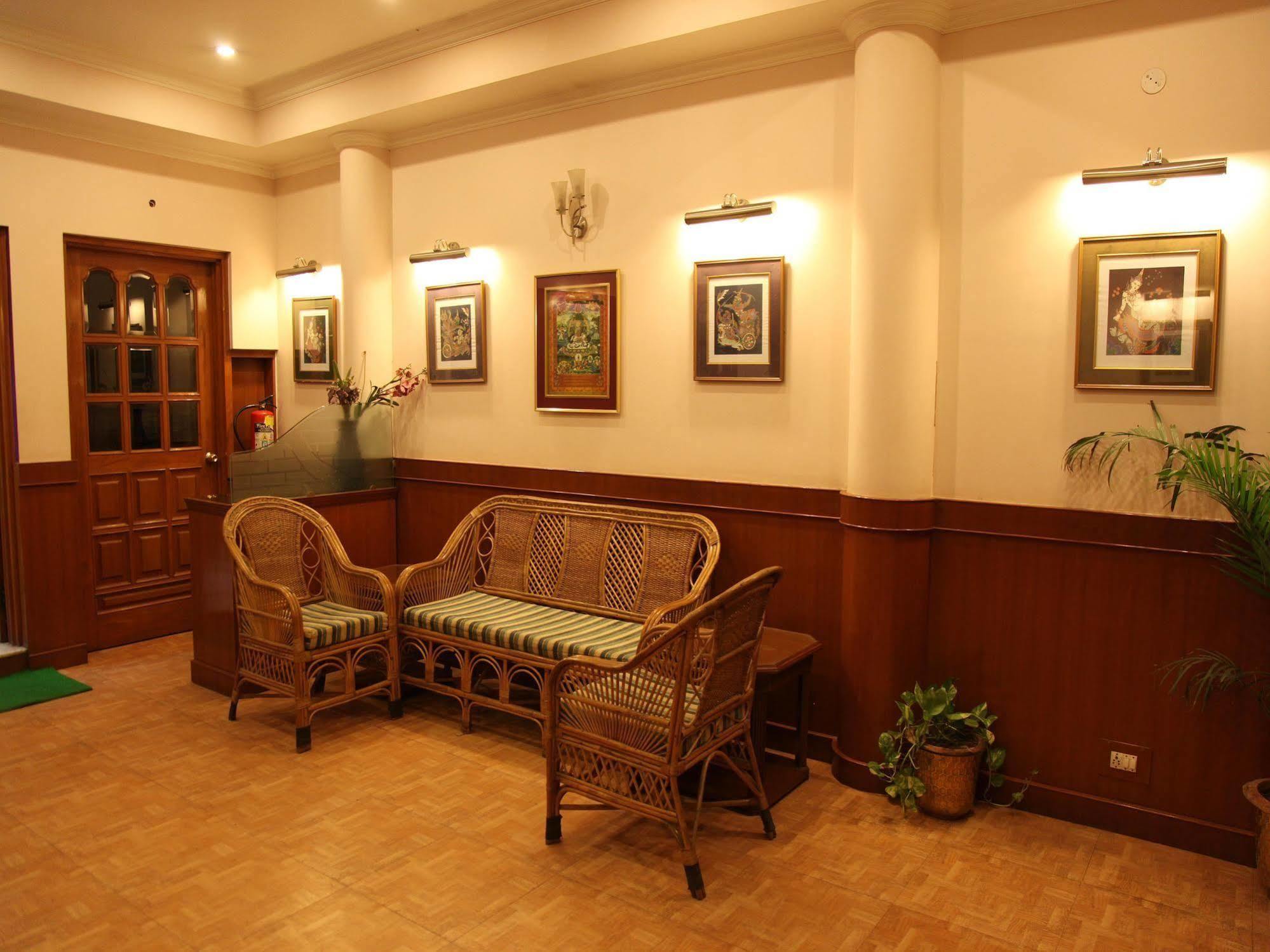 Hotel Imperial House Allāhābād Junction Eksteriør billede